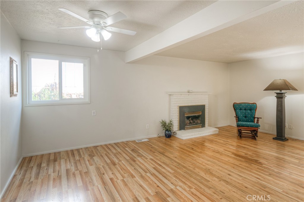 51 Ward Boulevard Property Photo 11