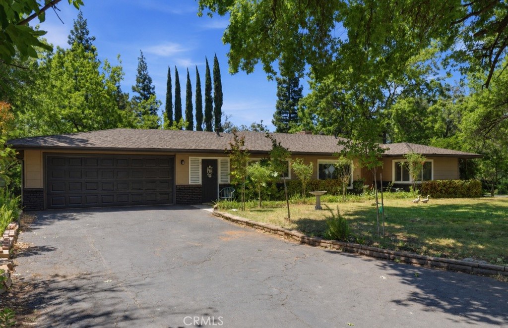 55 Pine Oaks Road Property Photo 2