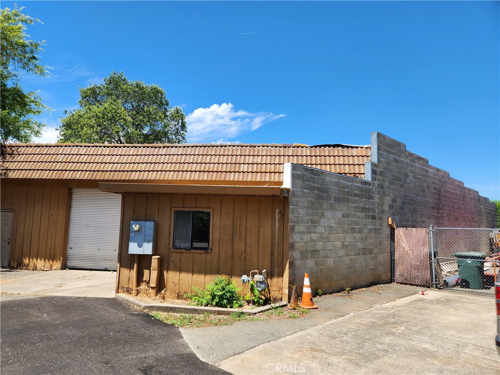 1830 Grace Property Photo 2