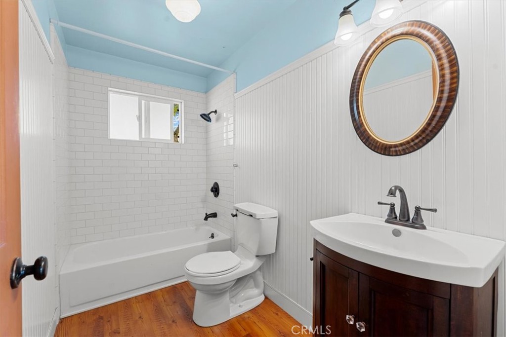 371 Ward Boulevard Property Photo 20