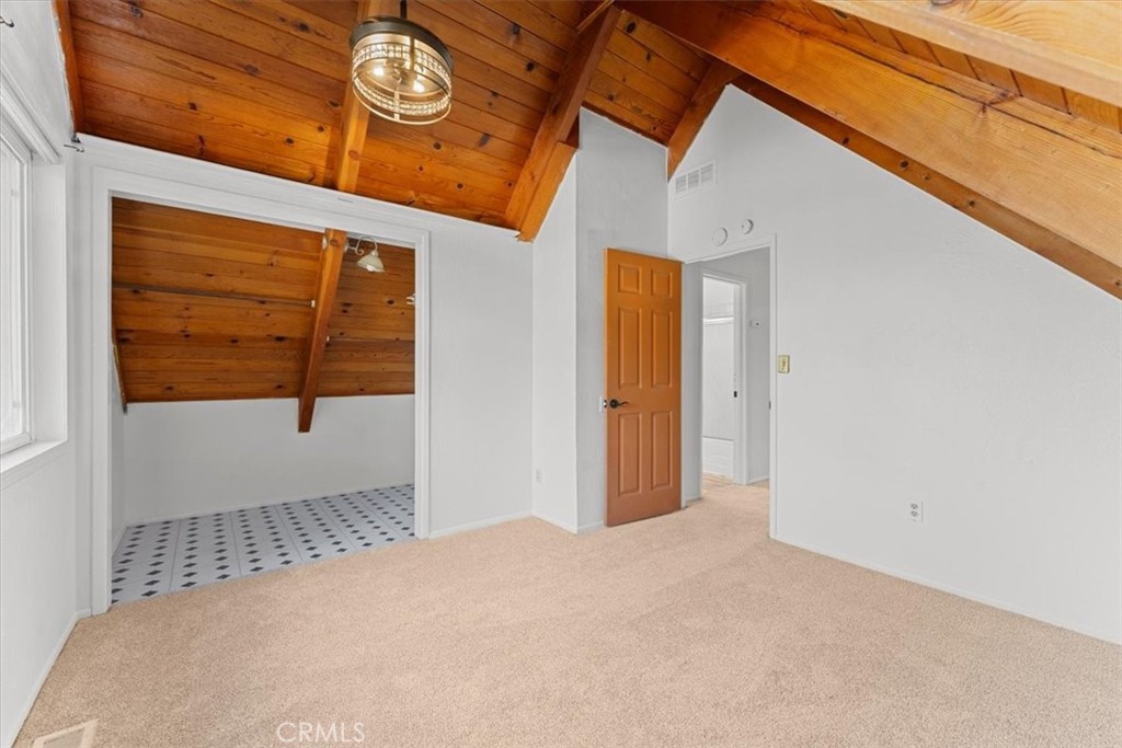 371 Ward Boulevard Property Photo 21