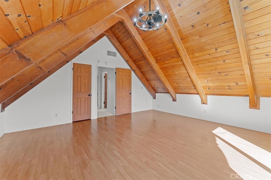 371 Ward Boulevard Property Photo 24