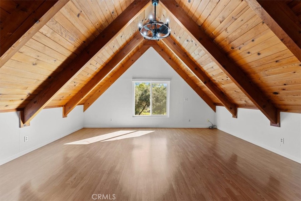 371 Ward Boulevard Property Photo 25