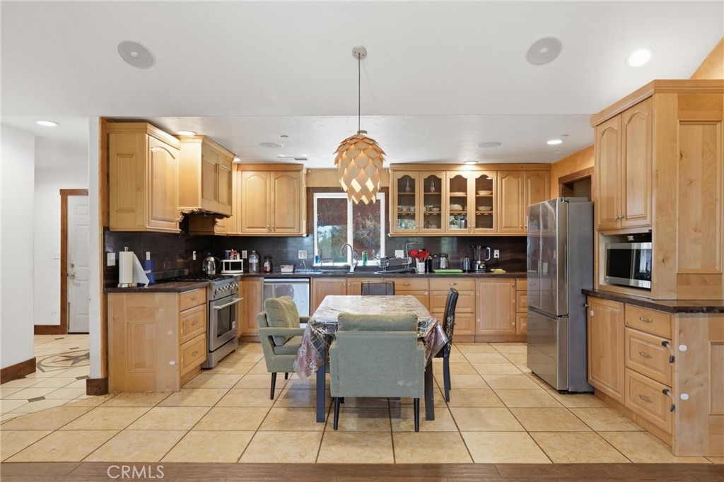 40 White Fir Property Photo 11