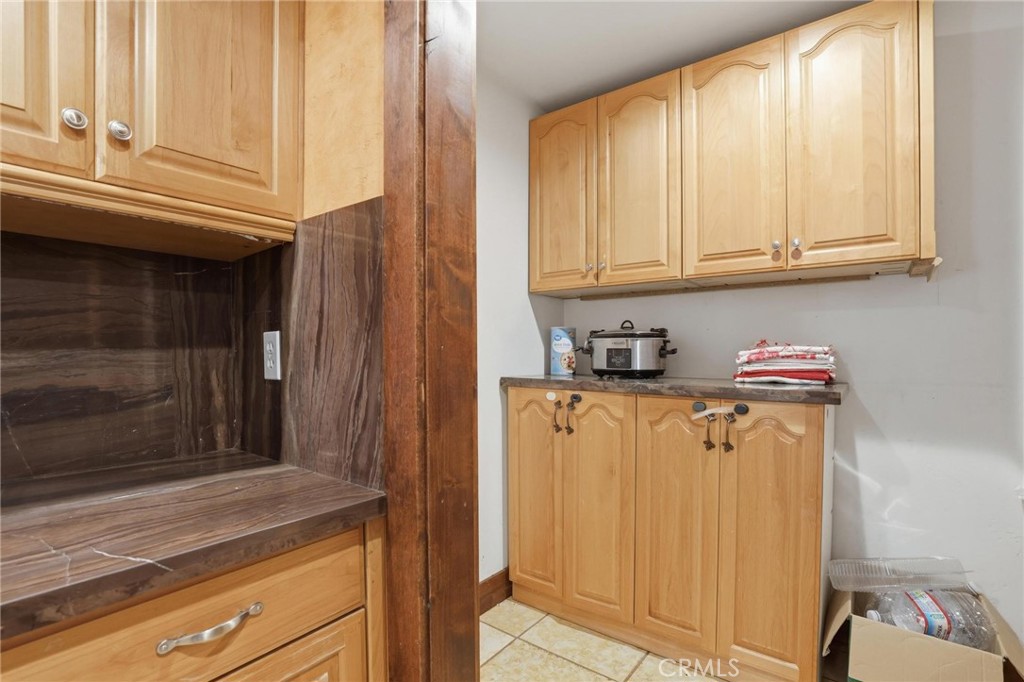 40 White Fir Property Photo 13