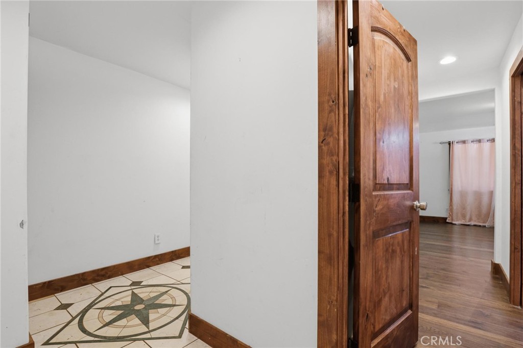 40 White Fir Property Photo 19