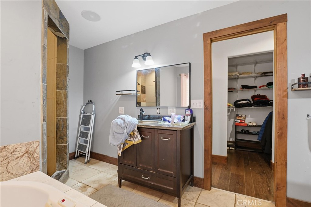 40 White Fir Property Photo 24