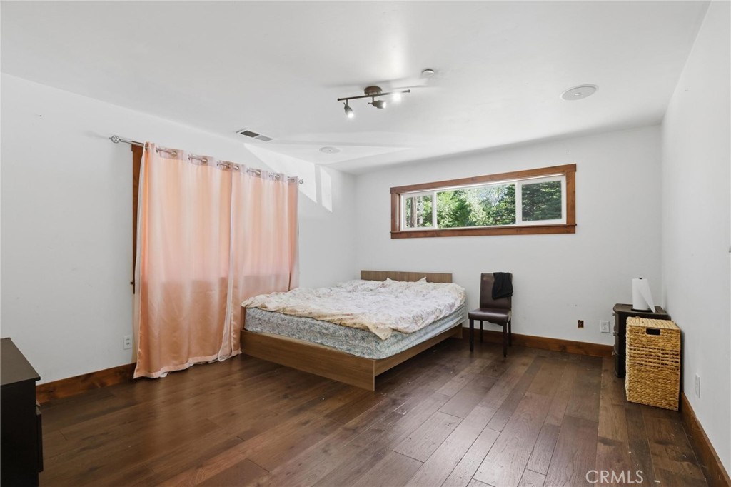 40 White Fir Property Photo 26