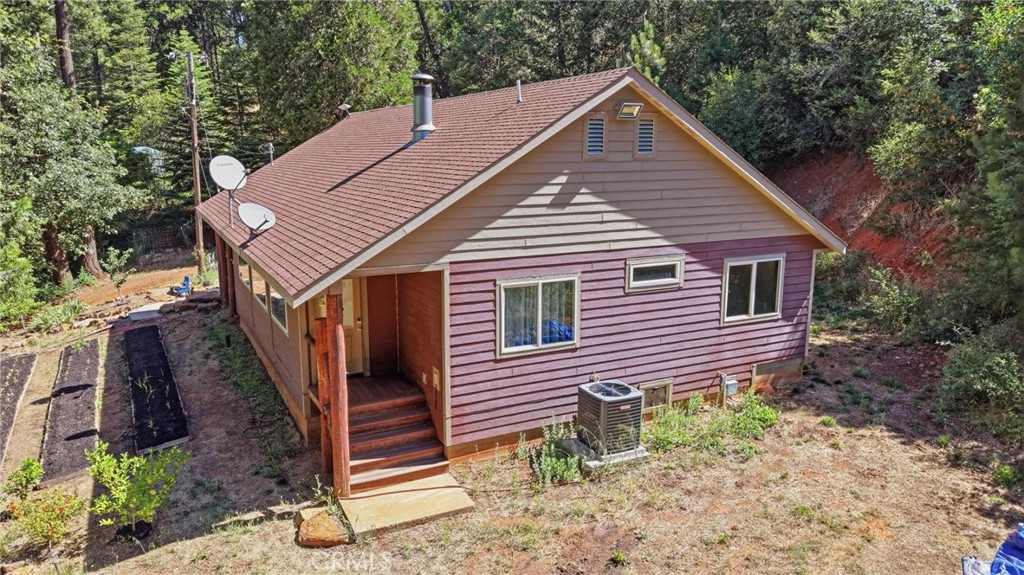 40 White Fir Property Photo 58