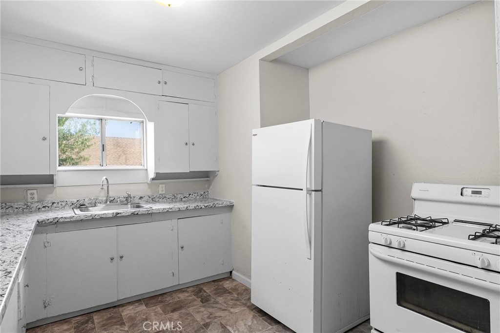 2185 Ithaca Street Property Photo 13