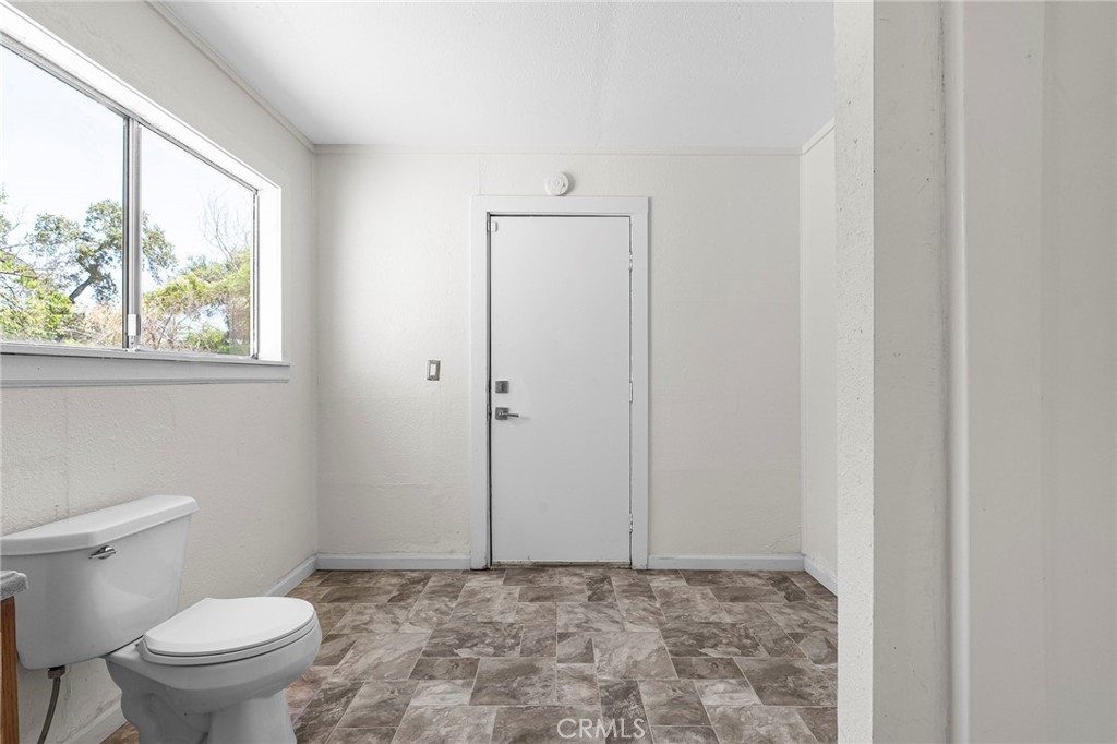 2185 Ithaca Street Property Photo 24
