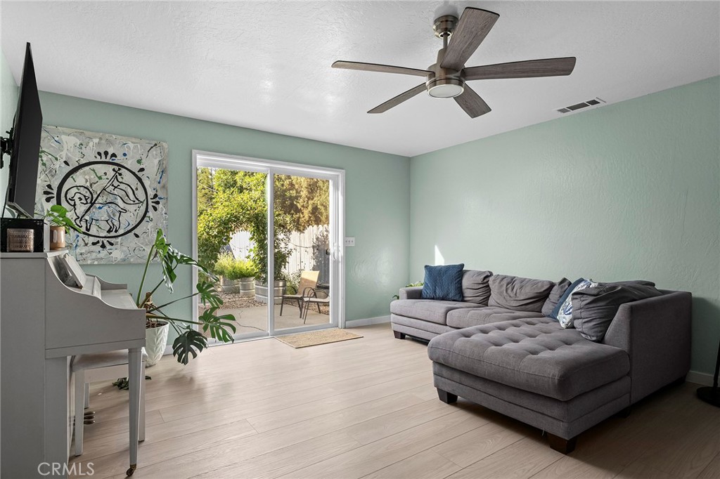 9242 Holland Avenue Property Photo 17
