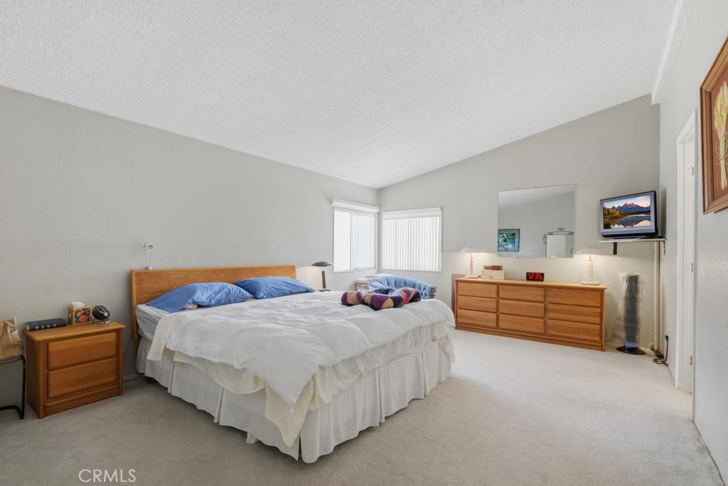 16 Harbor Court Property Photo 19
