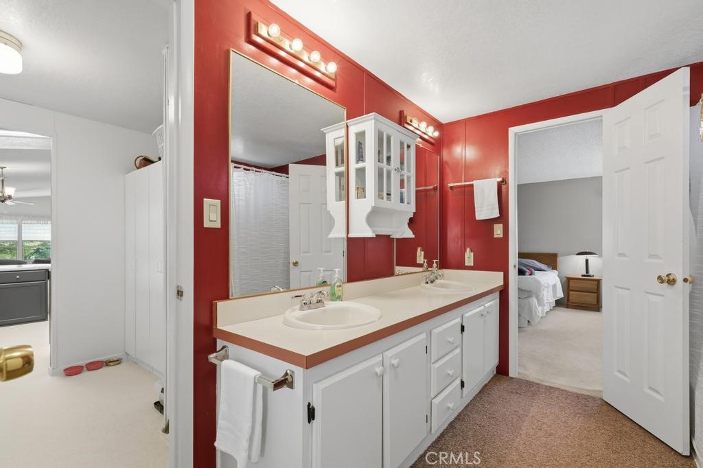 16 Harbor Court Property Photo 22