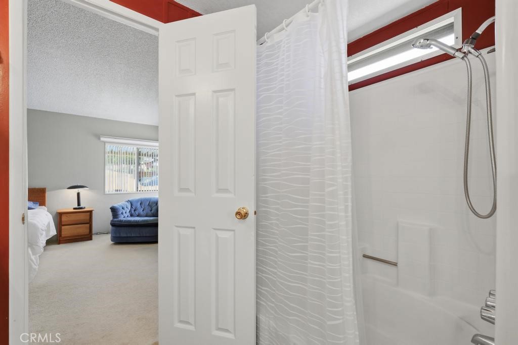 16 Harbor Court Property Photo 25