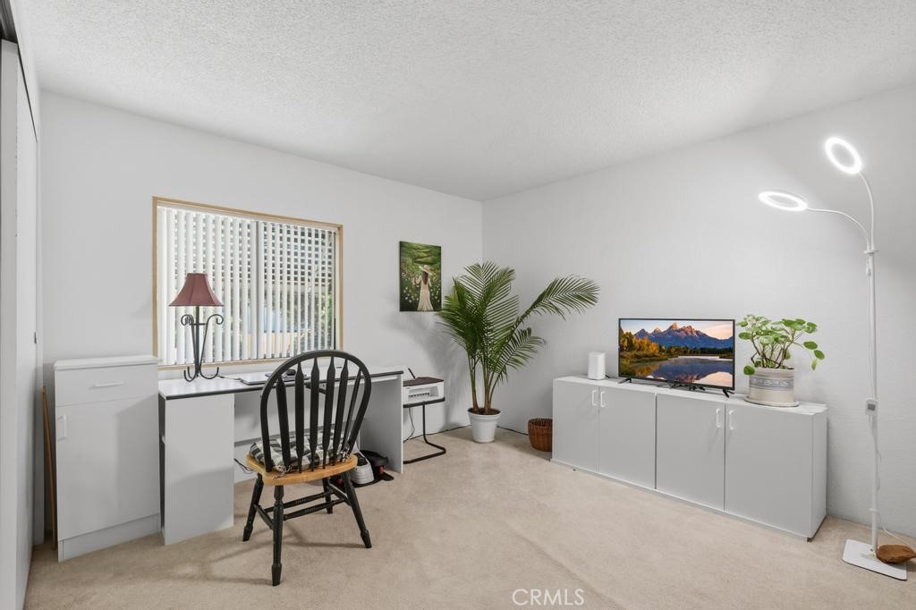 16 Harbor Court Property Photo 32