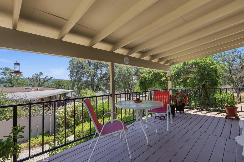 16 Harbor Court Property Photo 40