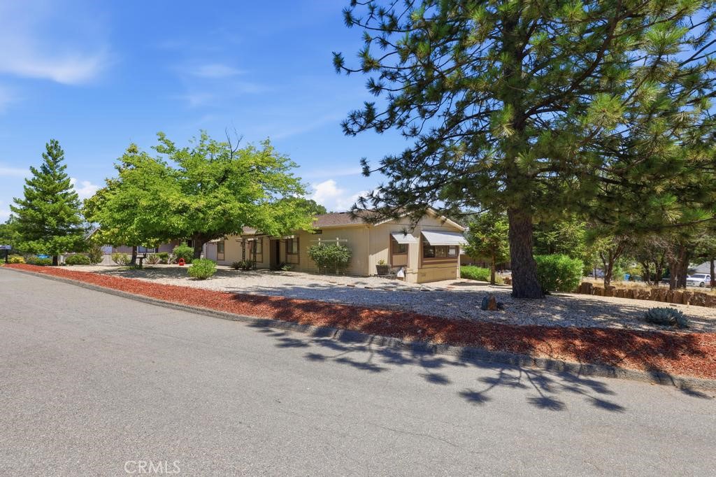 16 Harbor Court Property Photo 45
