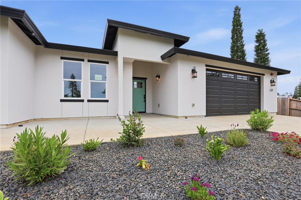 351 Starlight Court Property Photo 4