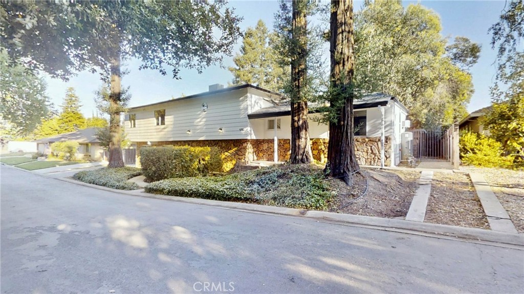 475 S Barrett Road A Property Photo 4
