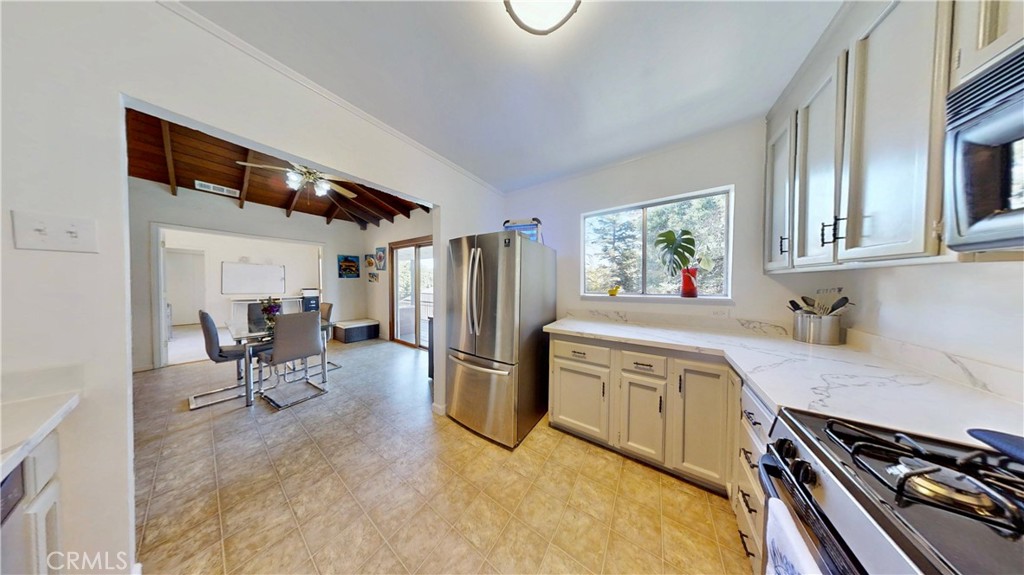 475 S Barrett Road A Property Photo 35