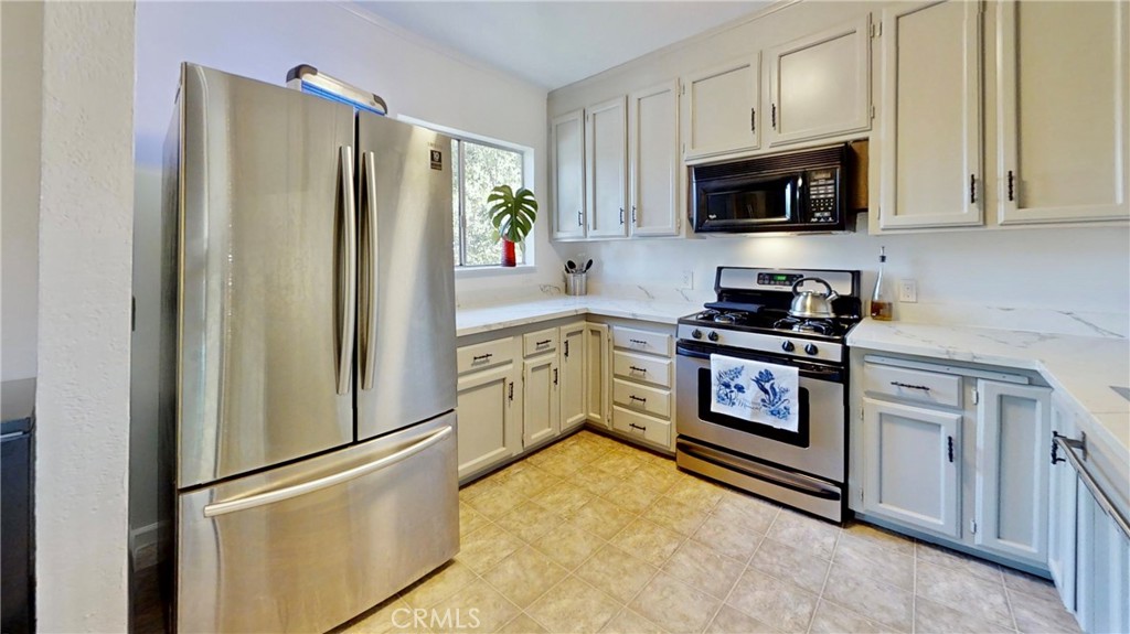 475 S Barrett Road A Property Photo 39
