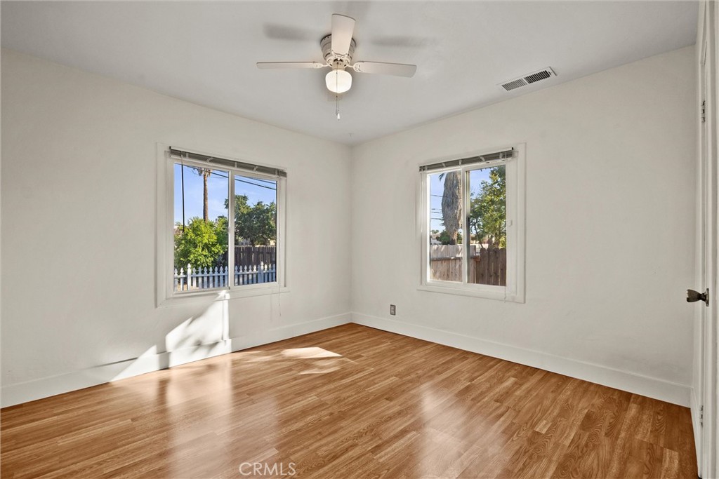 24 Grand Avenue Property Photo 18