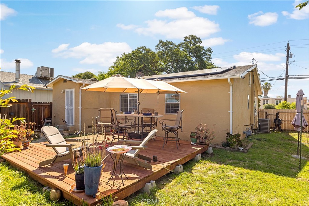 24 Grand Avenue Property Photo 25