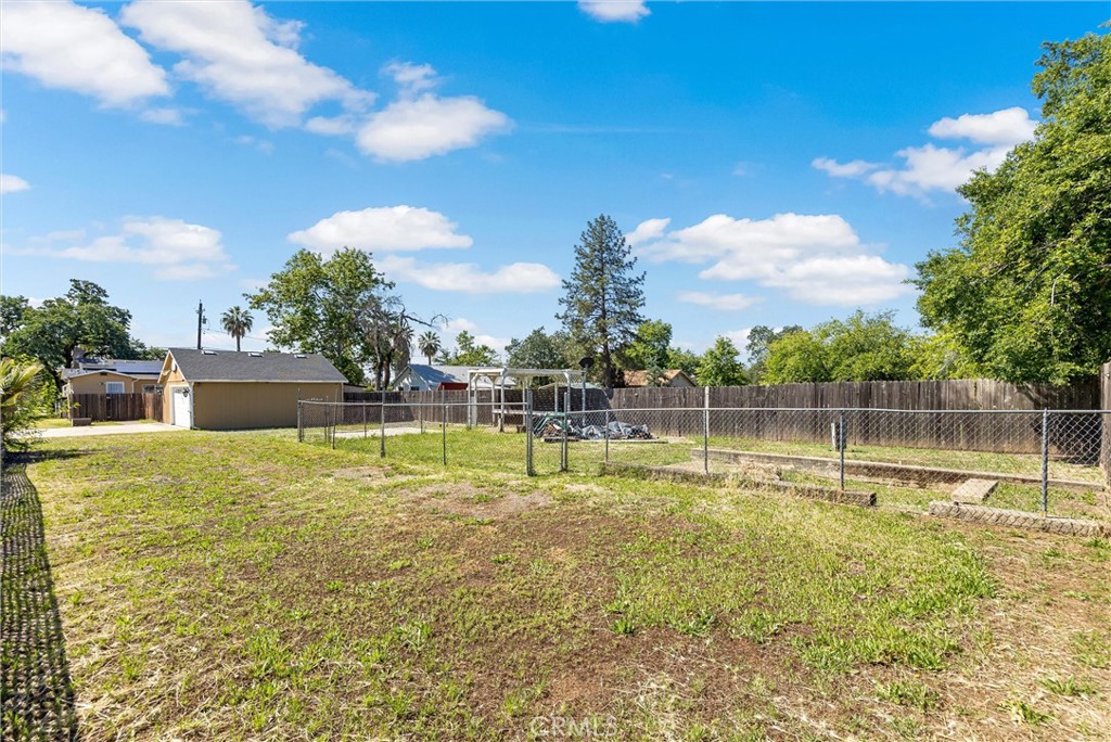 24 Grand Avenue Property Photo 29