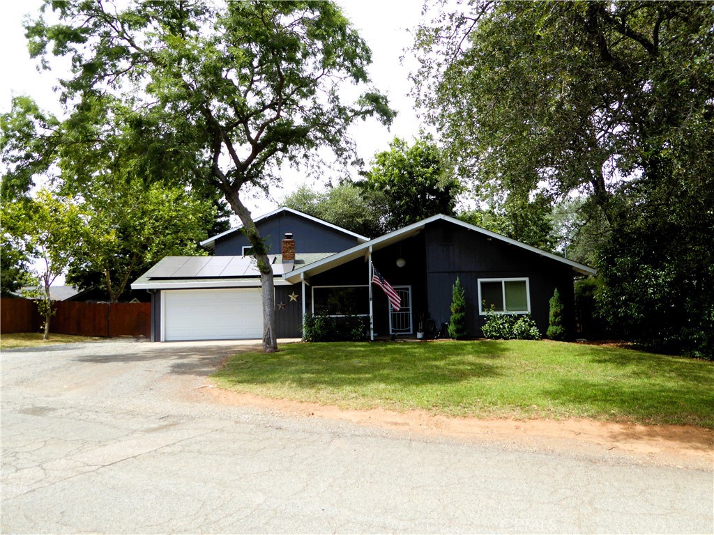 89 Glen Circle Property Photo 4