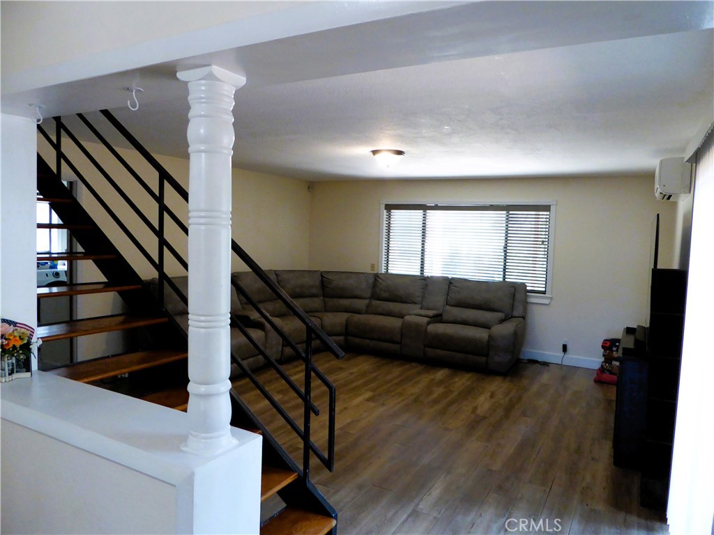 89 Glen Circle Property Photo 12