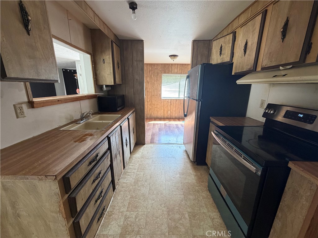 520 Black Bart Property Photo 3