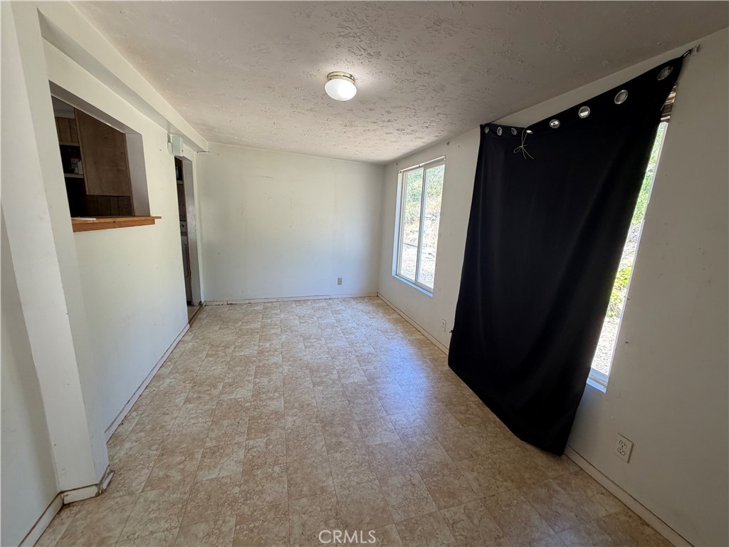 520 Black Bart Property Photo 4