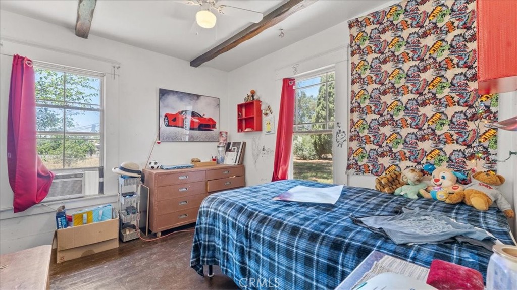 711 Grand Property Photo 16