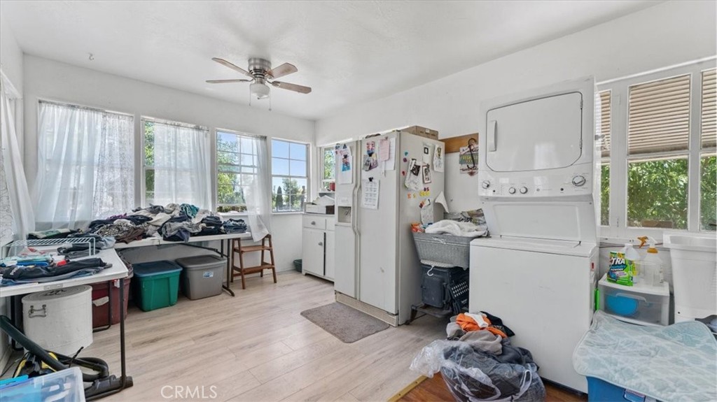 711 Grand Property Photo 19
