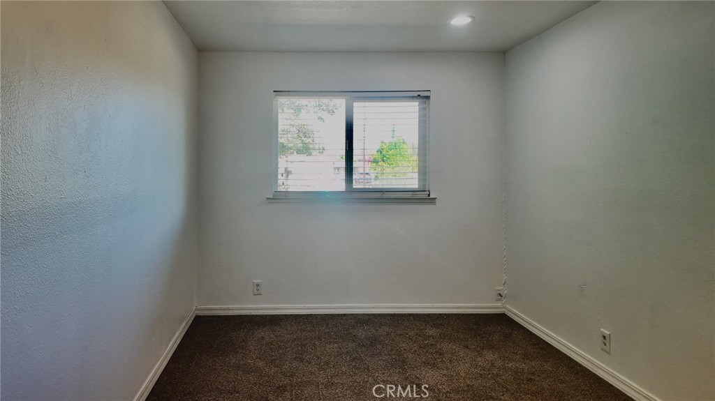 5594 Lower Wyandotte Property Photo 8