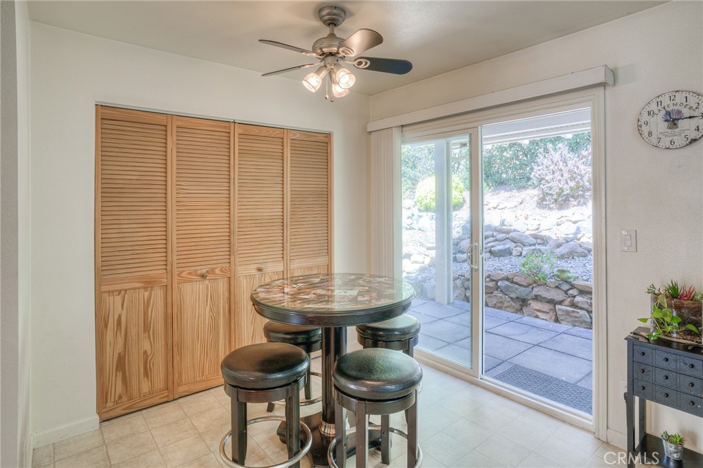 26 Zepher Property Photo 16