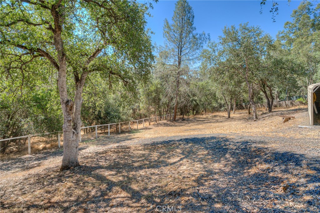 26 Zepher Property Photo 33