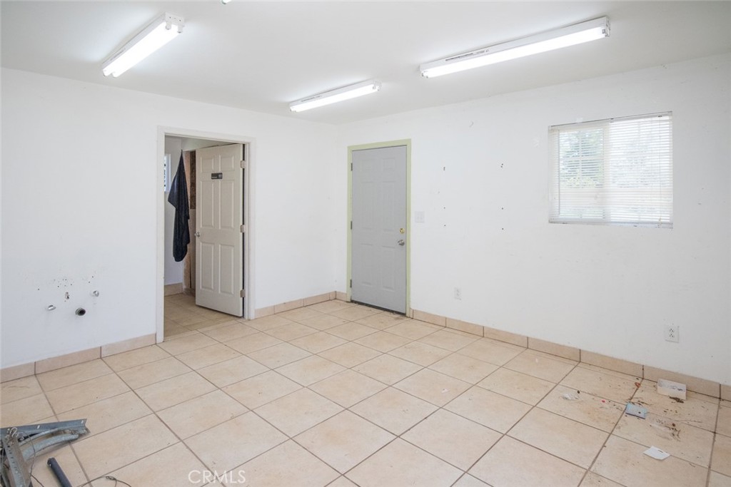 2520 Messina Property Photo 45