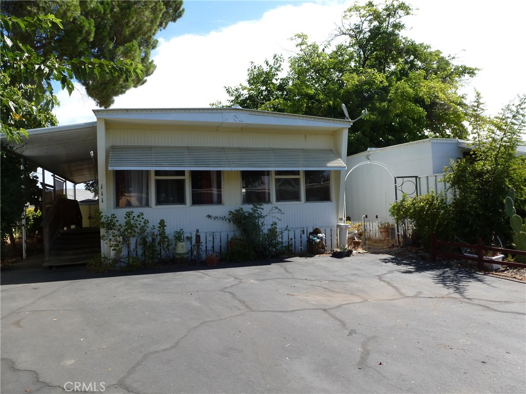 111 Cottonwood Circle Property Photo 1