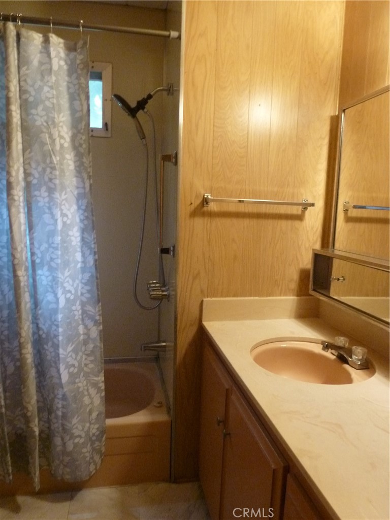 111 Cottonwood Circle Property Photo 13