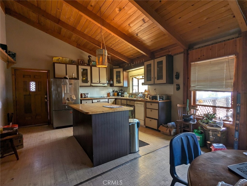322 Deer Meadow Property Photo 7