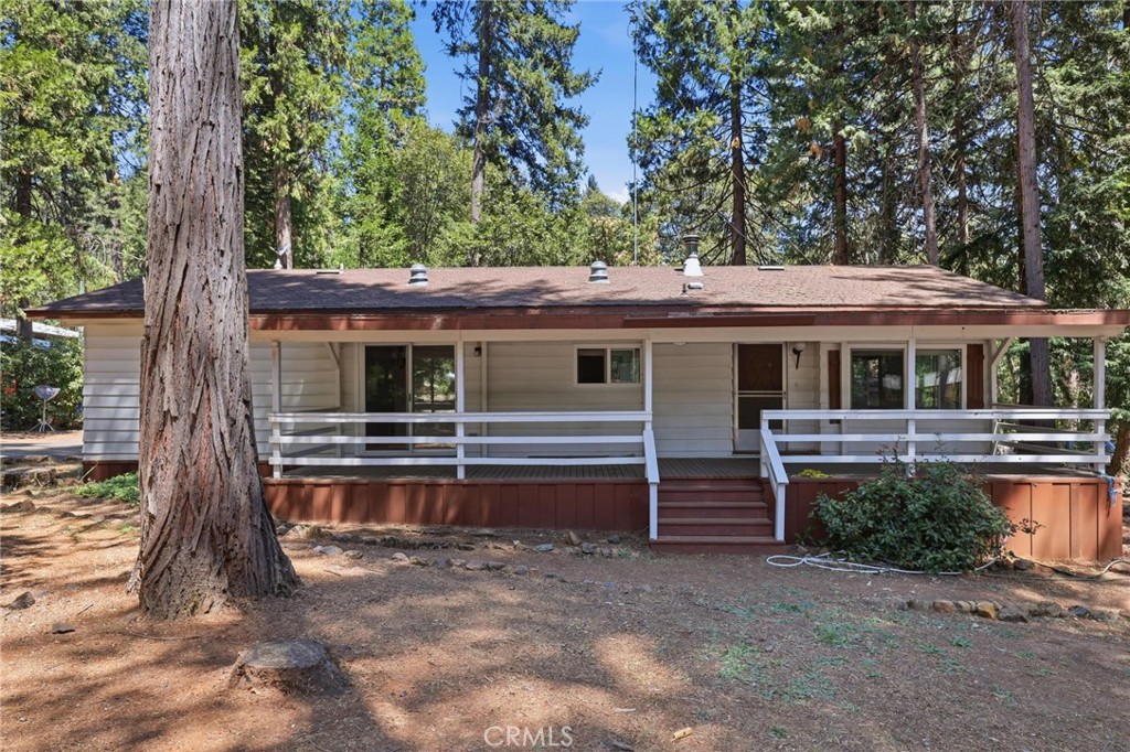 15052 Twin Pine Property Photo 1