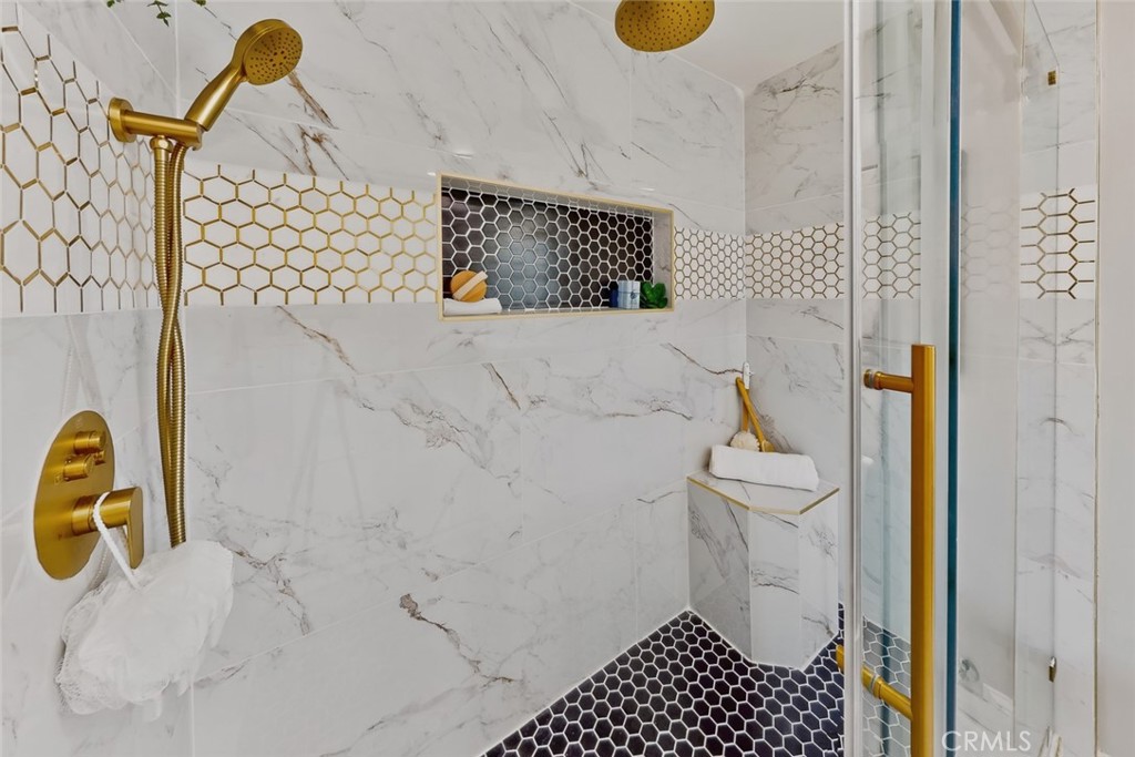 1111 Hardman Avenue Property Photo 43