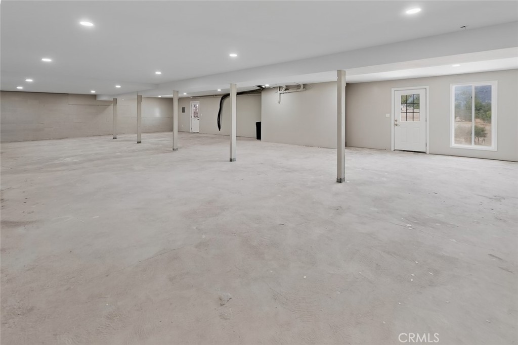 1111 Hardman Avenue Property Photo 48
