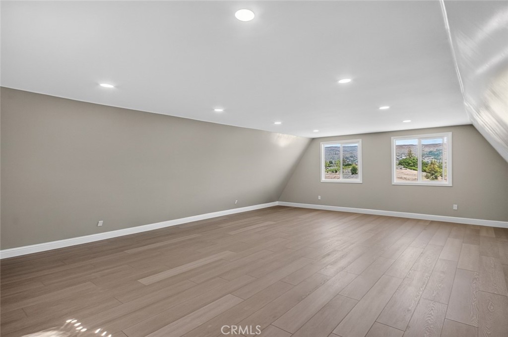 1111 Hardman Avenue Property Photo 66