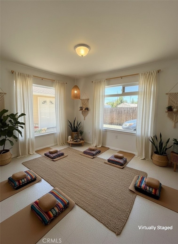 161 S 13th Property Photo 18
