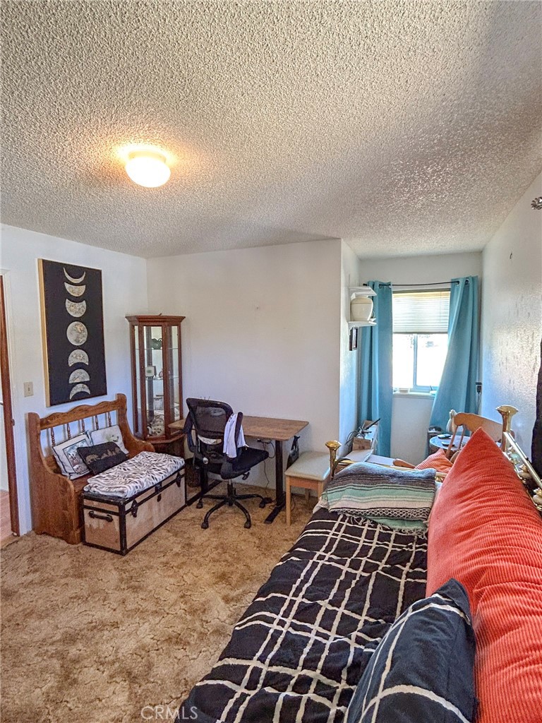 565 Main Property Photo 10
