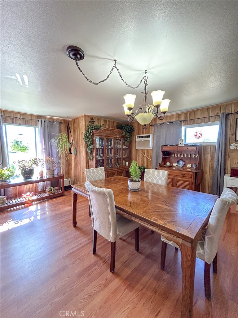 565 Main Property Photo 11
