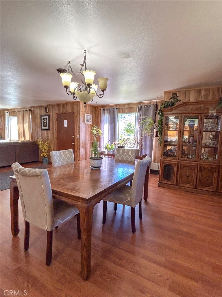 565 Main Property Photo 12